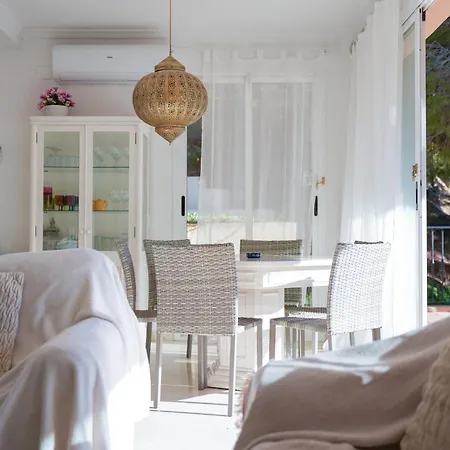 Semesterbostad Altea Hills 3br House With Private Garden Alicante